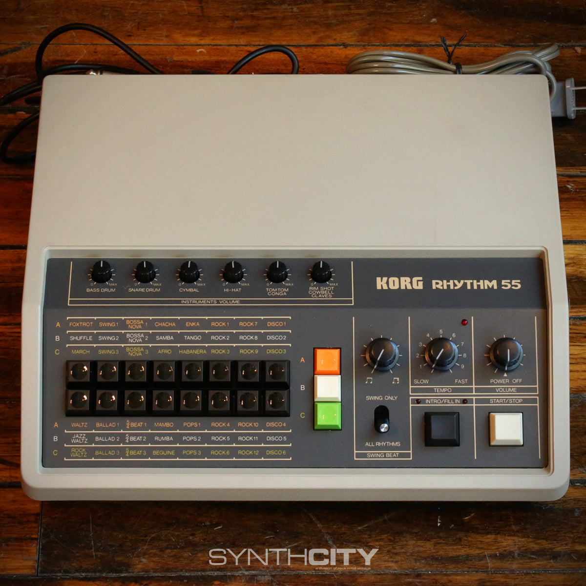 KR55 Rhythm Analog Drum Machine (Super Clean) w/ Original Box