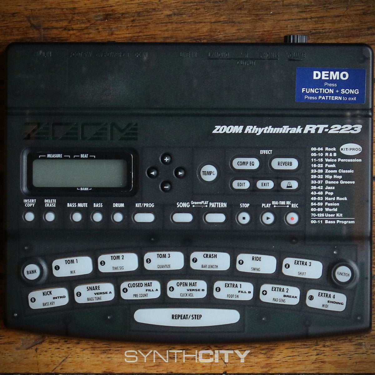 Zoom RT223 Drum Machine Rock N Roll Vintage & Synth City