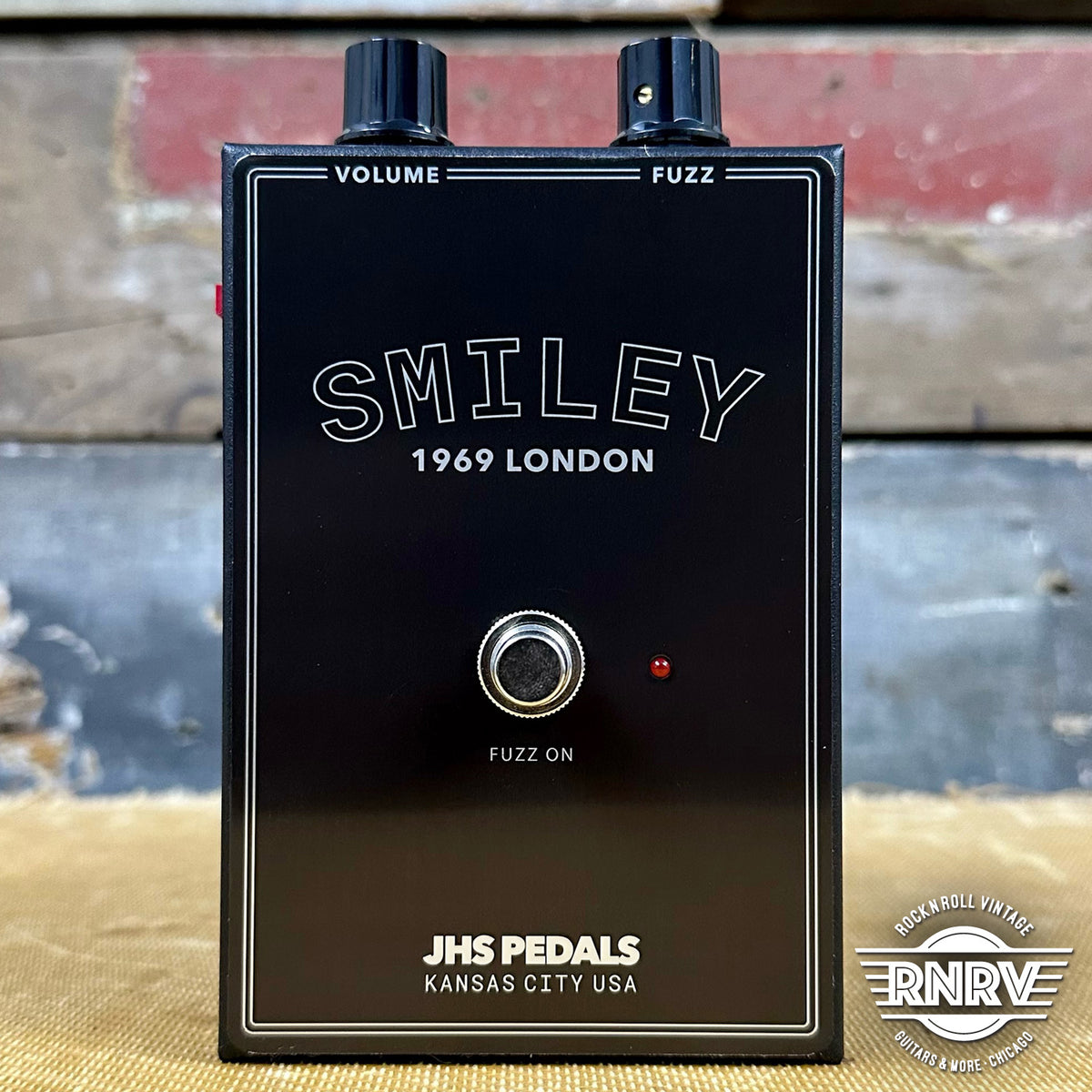 JHS Pedals Legends of Fuzz Smiley Rock N Roll Vintage & Synth City